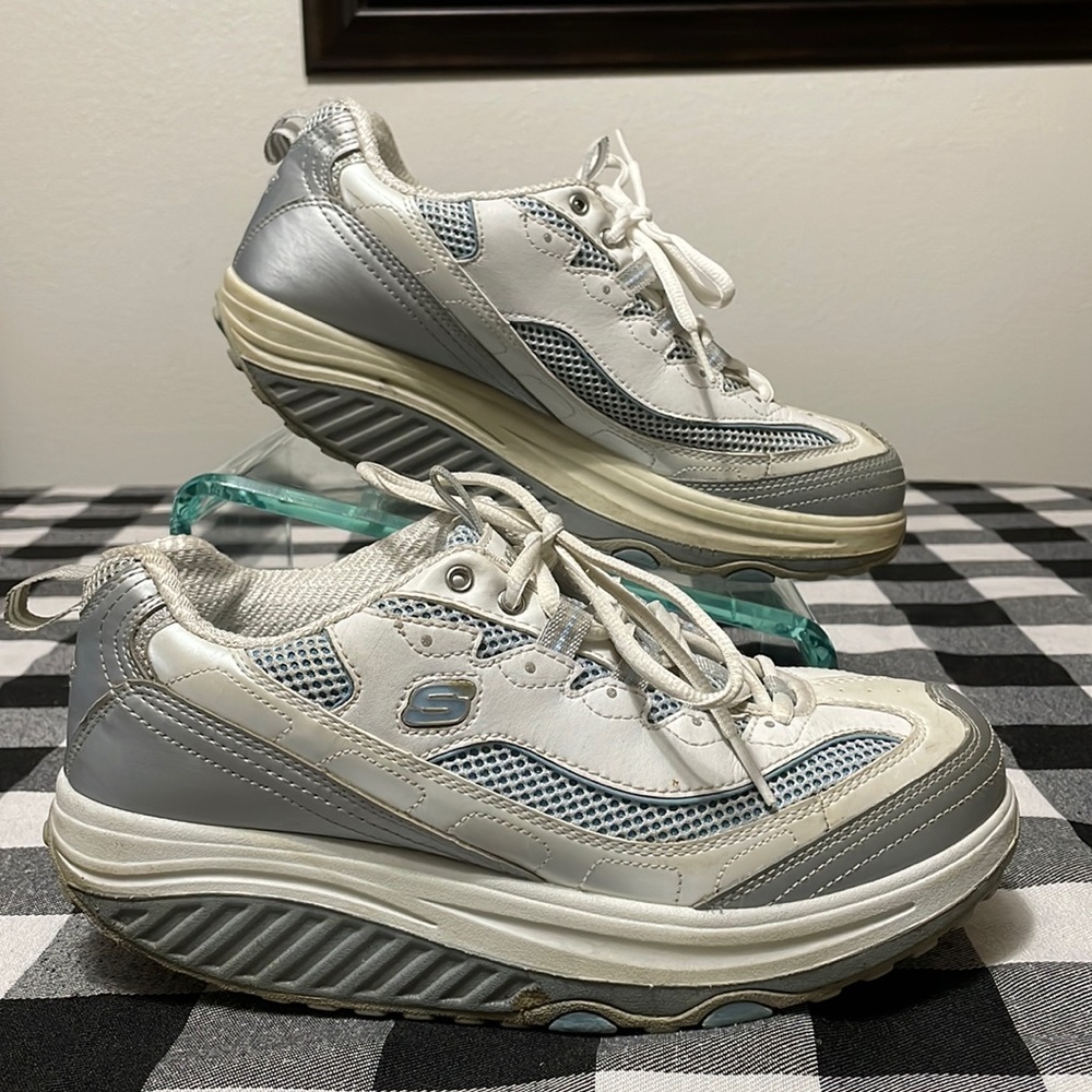 SKECHERS Shape Ups Walking Toning Sneaker Shoes 11803 Blue/White/Silver Size 9.5